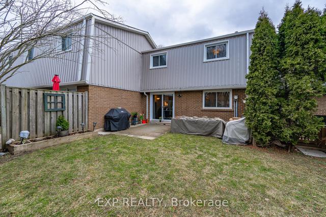 4 - 477 Woodview Rd, Townhouse with 3 bedrooms, 2 bathrooms and 2 parking in Burlington ON | Image 8