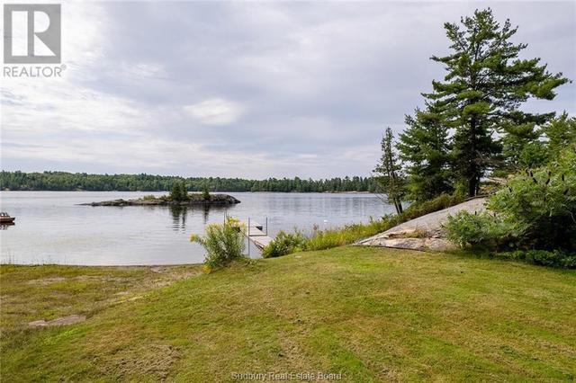 294 Whippoorwill, Home with 3 bedrooms, 2 bathrooms and null parking in French River ON | Image 27