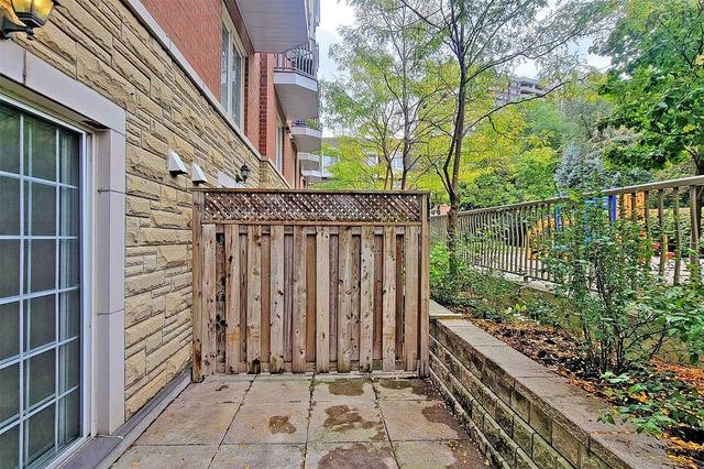 18 - 55 Cedarcroft Blvd, Townhouse with 3 bedrooms, 2 bathrooms and 1 parking in Toronto ON | Image 28