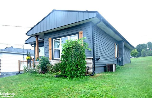 57 Maria Street, House detached with 3 bedrooms, 1 bathrooms and 5 parking in Penetanguishene ON | Image 20