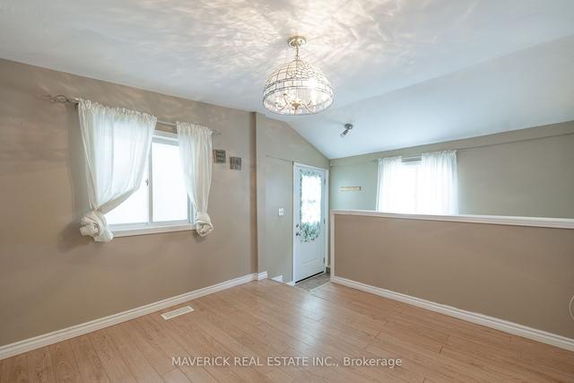 633 Elias St, House detached with 2 bedrooms, 1 bathrooms and 2 parking in London ON | Image 9