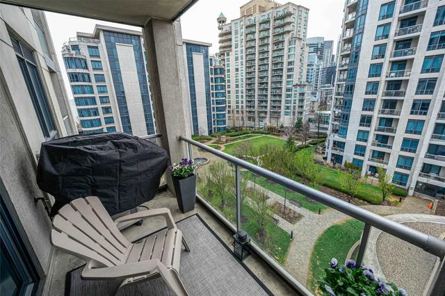614 - 2083 Lake Shore Blvd W, Condo with 1 bedrooms, 1 bathrooms and 1 parking in Toronto ON | Image 36