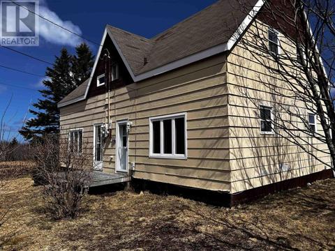 375 Grove Street, House attached with 6 bedrooms, 2 bathrooms and null parking in Cape Breton NS | Card Image