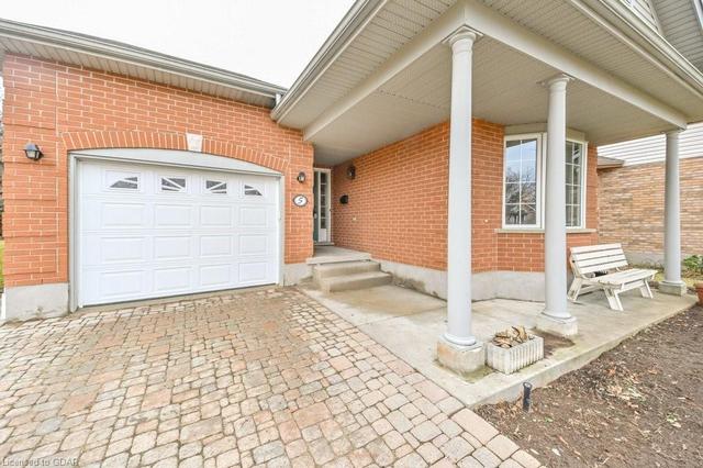 5 Wild Rose Court, House detached with 3 bedrooms, 2 bathrooms and 3 parking in Guelph ON | Image 44