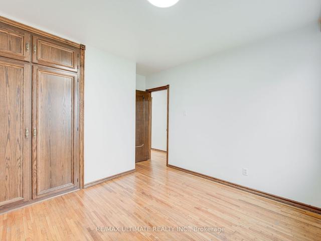 12 Arnham Rd, House detached with 3 bedrooms, 2 bathrooms and 4 parking in Toronto ON | Image 5