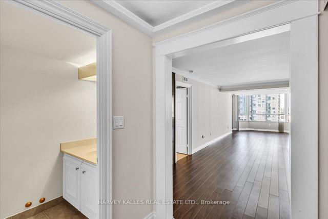 1110 - 5444 Yonge St, Condo with 1 bedrooms, 2 bathrooms and 2 parking in Toronto ON | Image 39