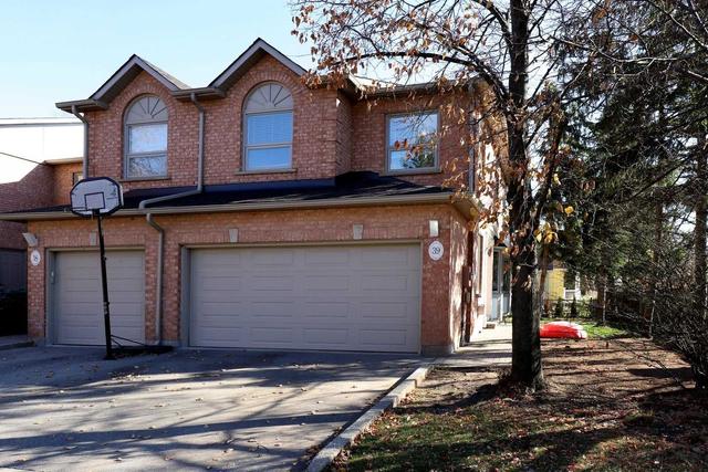 39 - 2065 Sixth Line, Townhouse with 3 bedrooms, 4 bathrooms and 4 parking in Oakville ON | Image 1