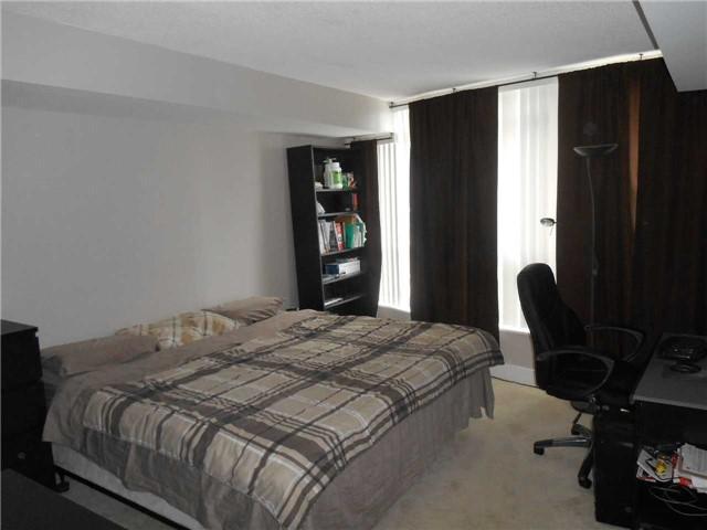 705 - 550 Queens Quay W, Condo with 1 bedrooms, 1 bathrooms and 1 parking in Toronto ON | Image 9