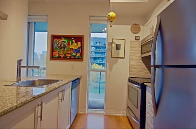 527 - 25 Cole St, Condo with 2 bedrooms, 2 bathrooms and 1 parking in Toronto ON | Image 15