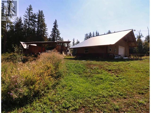 11 Mackenzie Road, House detached with 4 bedrooms, 2 bathrooms and null parking in North Okanagan F BC | Image 82