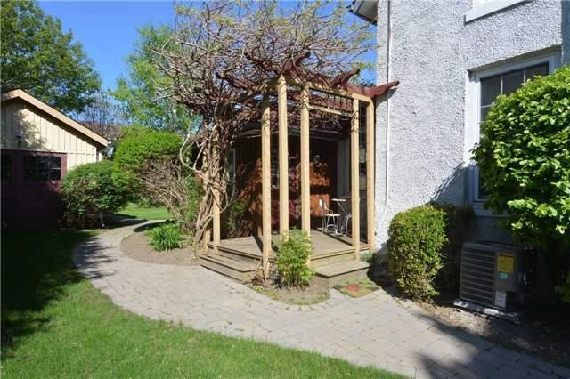 306 Byron St N, House detached with 3 bedrooms, 2 bathrooms and 2 parking in Whitby ON | Image 12