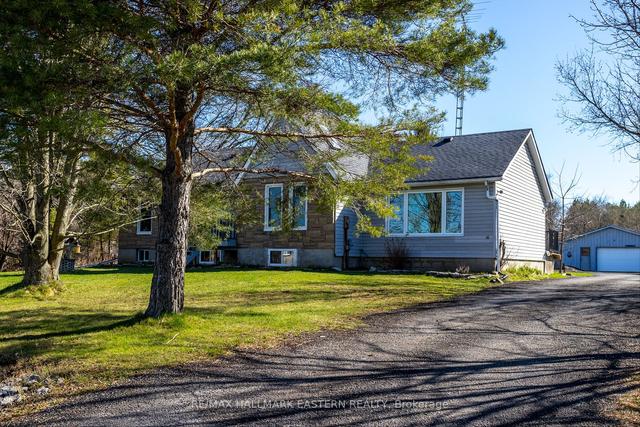 30 Sibley Ave, House detached with 3 bedrooms, 3 bathrooms and 10 parking in Kawartha Lakes ON | Image 23