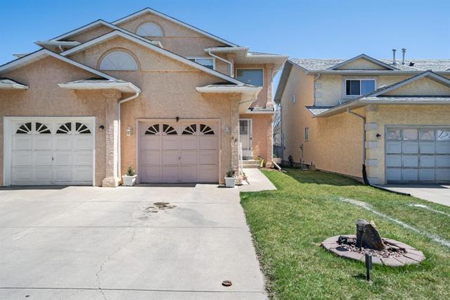 40 Martinglen Way Ne, House semidetached with 3 bedrooms, 1 bathrooms and 2 parking in Calgary AB | Card Image