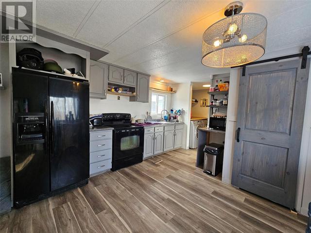 3450 Spruce Road, House other with 4 bedrooms, 1 bathrooms and 2 parking in Peace River E BC | Image 2