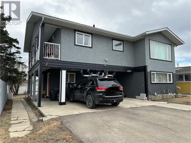 10219 104 Avenue, House detached with 3 bedrooms, 2 bathrooms and null parking in Fort St. John BC | Image 2