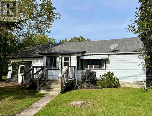 1 Queen Street, House detached with 2 bedrooms, 1 bathrooms and 3 parking in Prince Edward County ON | Card Image