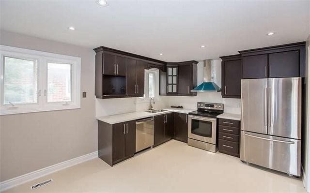 22 Norbert Rd, House semidetached with 3 bedrooms, 3 bathrooms and 1 parking in Brampton ON | Image 7