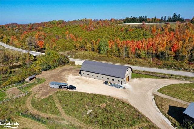 137662 12 Grey Rd, Home with 3 bedrooms, 1 bathrooms and 9 parking in Meaford ON | Image 7