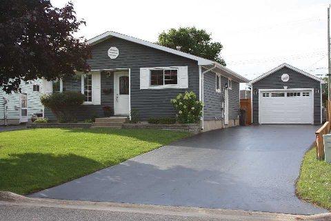 70 Megginson Dr, House detached with 3 bedrooms, 1 bathrooms and 3 parking in Sault Ste. Marie ON | Card Image