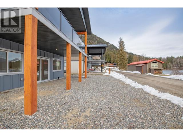 7 - 1681 Sugar Lake Road, Home with 2 bedrooms, 2 bathrooms and 4 parking in North Okanagan E BC | Image 31