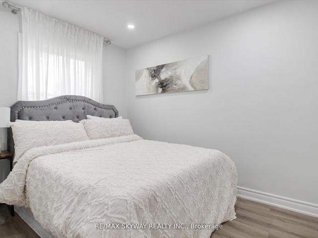 317 West 2nd St, House detached with 2 bedrooms, 2 bathrooms and 3 parking in Hamilton ON | Image 6