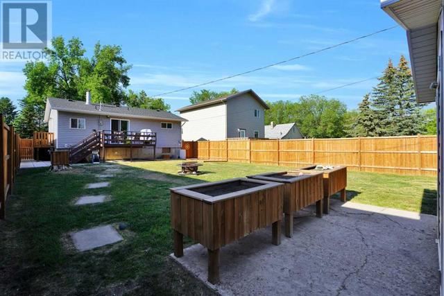 5711 50a Avenue, House detached with 3 bedrooms, 1 bathrooms and 5 parking in Stettler AB | Image 7