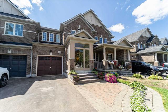 91 James Mccullough Rd, House attached with 3 bedrooms, 4 bathrooms and 3 parking in Whitchurch Stouffville ON | Image 1