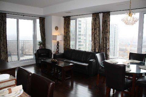 1611 - 385 Prince Of Wales Dr, Condo with 2 bedrooms, 2 bathrooms and 1 parking in Mississauga ON | Image 4
