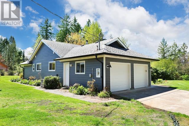 3253 Godin Rd, House detached with 3 bedrooms, 2 bathrooms and 4 parking in Comox Valley C (Puntledge   Black Creek) BC | Image 39