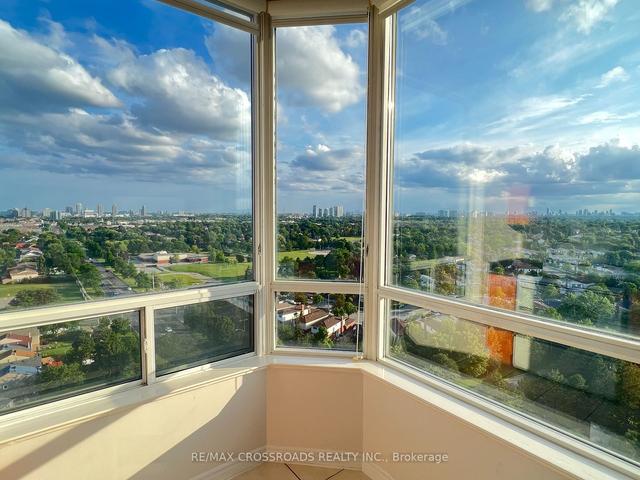 lph17 - 2627 Mccowan Rd, Condo with 2 bedrooms, 2 bathrooms and 1 parking in Toronto ON | Image 12