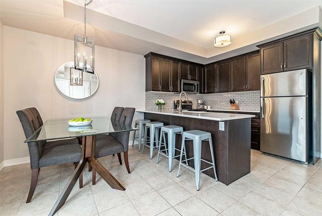 4165 Palermo Common, Townhouse with 2 bedrooms, 3 bathrooms and 1 parking in Burlington ON | Image 3