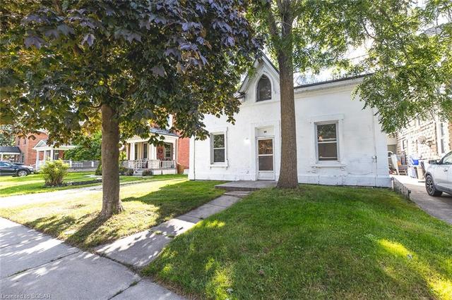 632 3rd Avenue E, House detached with 3 bedrooms, 2 bathrooms and 2 parking in Owen Sound ON | Image 2