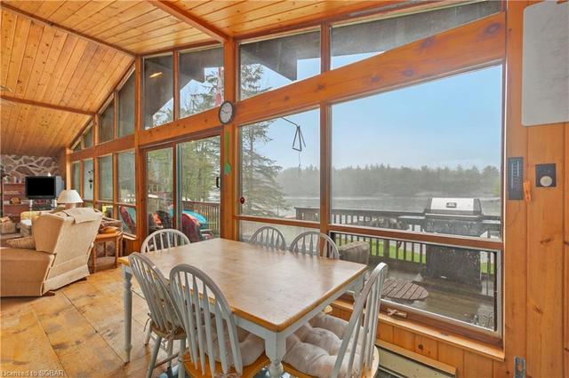7346 Go Home Lake Shore, House detached with 3 bedrooms, 1 bathrooms and null parking in Georgian Bay ON | Image 7