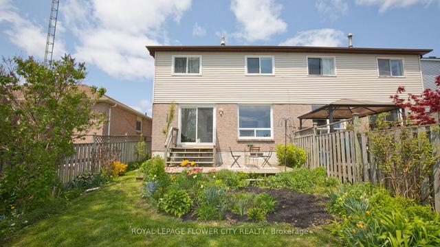 1515 Connery Cres, House semidetached with 3 bedrooms, 3 bathrooms and 3 parking in Oshawa ON | Image 29