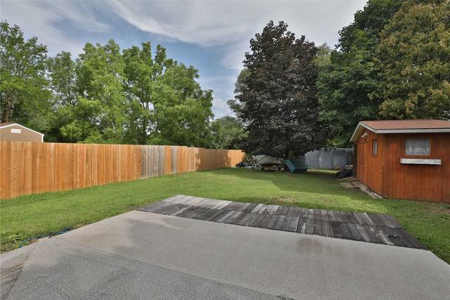 113 Morton Ave, House detached with 2 bedrooms, 2 bathrooms and 2 parking in Brantford ON | Image 21