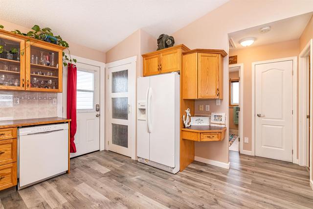 101 Westglen Close, House detached with 3 bedrooms, 2 bathrooms and 2 parking in Red Deer County AB | Image 8