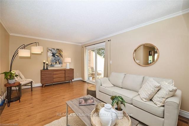38 - 178 Scott St, Townhouse with 2 bedrooms, 2 bathrooms and 2 parking in St. Catharines ON | Image 4