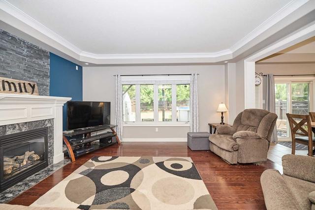 84 Tuliptree Rd, House detached with 3 bedrooms, 3 bathrooms and 6 parking in Thorold ON | Image 8