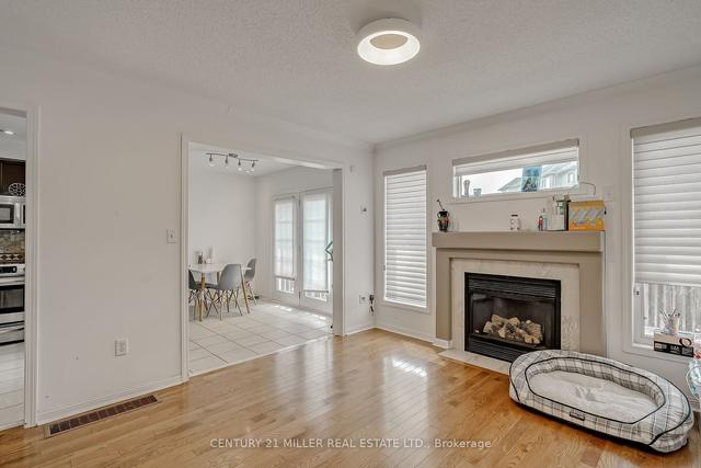 2483 Appalachain Dr, House semidetached with 3 bedrooms, 3 bathrooms and 2 parking in Oakville ON | Image 16