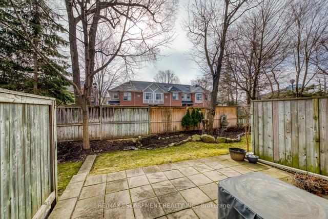 10 - 2401 Fifth Line, Townhouse with 2 bedrooms, 4 bathrooms and 2 parking in Mississauga ON | Image 30