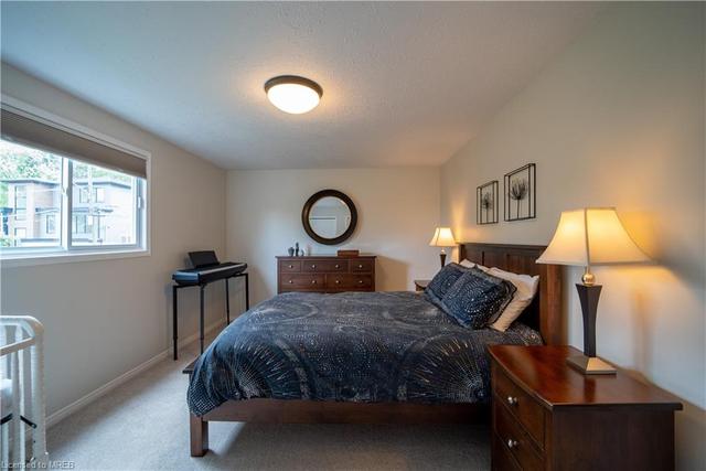 30 Stanley Street, House detached with 3 bedrooms, 1 bathrooms and 3 parking in Guelph ON | Image 5