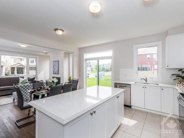 126 Reliance Ridge, House detached with 4 bedrooms, 3 bathrooms and 4 parking in Ottawa ON | Image 16
