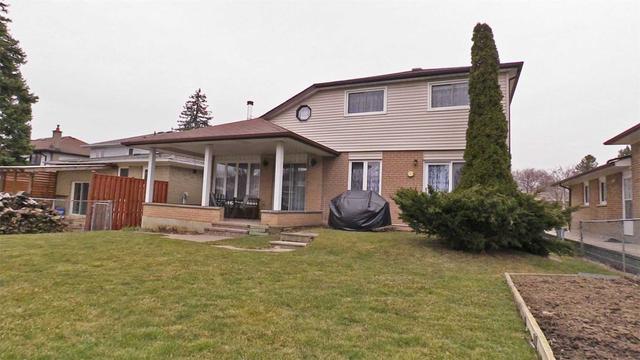 364 Fiona Terr, House detached with 3 bedrooms, 3 bathrooms and 6 parking in Mississauga ON | Image 34