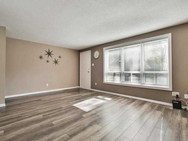 24 - 280 Thaler Ave, Townhouse with 3 bedrooms, 1 bathrooms and 1 parking in Kitchener ON | Image 3
