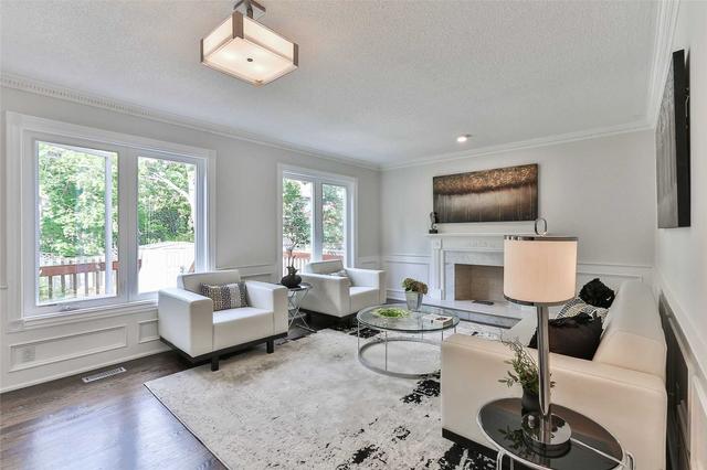 230 Kingsdale Ave, House detached with 5 bedrooms, 6 bathrooms and 8 parking in Toronto ON | Image 6