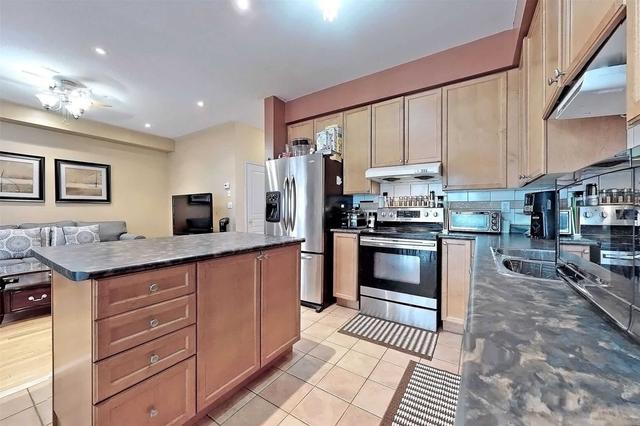 123 Goldenwood Cres, House detached with 3 bedrooms, 3 bathrooms and 3 parking in Markham ON | Image 7