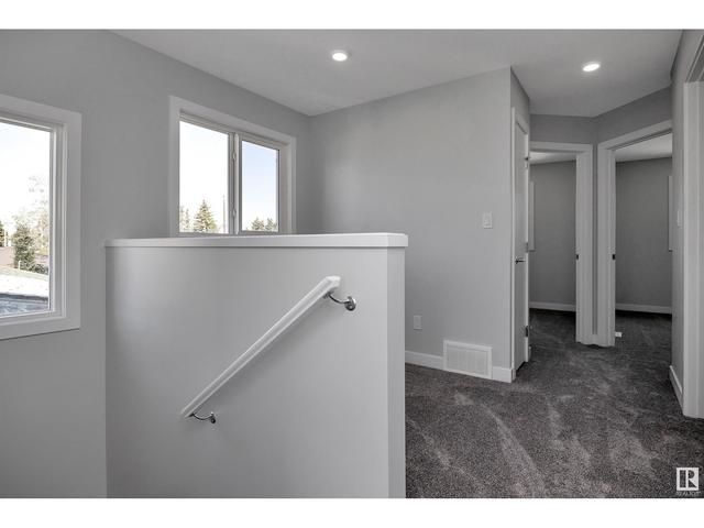 6910 132 Av Nw, House semidetached with 3 bedrooms, 2 bathrooms and null parking in Edmonton AB | Image 22