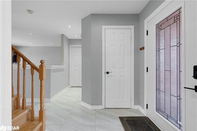 3 Logan Court, House detached with 3 bedrooms, 2 bathrooms and 5 parking in Barrie ON | Image 48