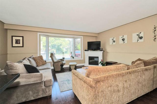 46 Bryant Rd, House detached with 3 bedrooms, 2 bathrooms and 2 parking in Ajax ON | Image 2