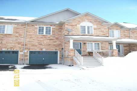 th 12 - 1148 Tupper Dr, House attached with 3 bedrooms, 3 bathrooms and 1 parking in Milton ON | Image 1